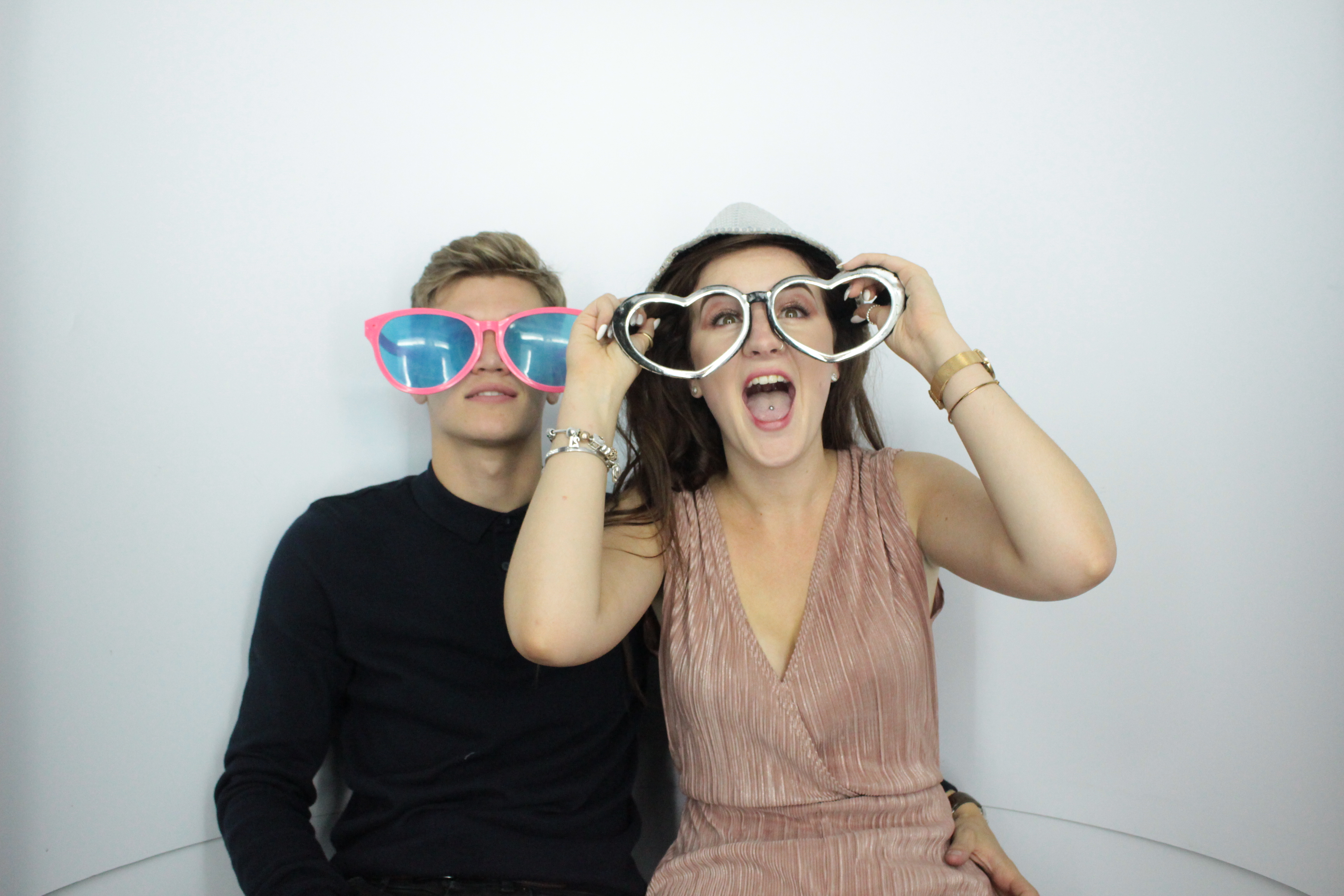 Martin & Colleen’s Joint 50th | View more photos from the event at gallery.myphotoboothexperience.co.uk/u/MyPhotoBoothExperienceLtd/Martin-Colleen’s-Joint-50th